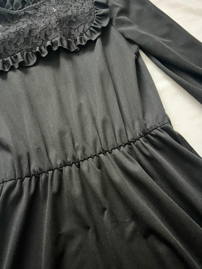 70s black prairie dress, Size M-L