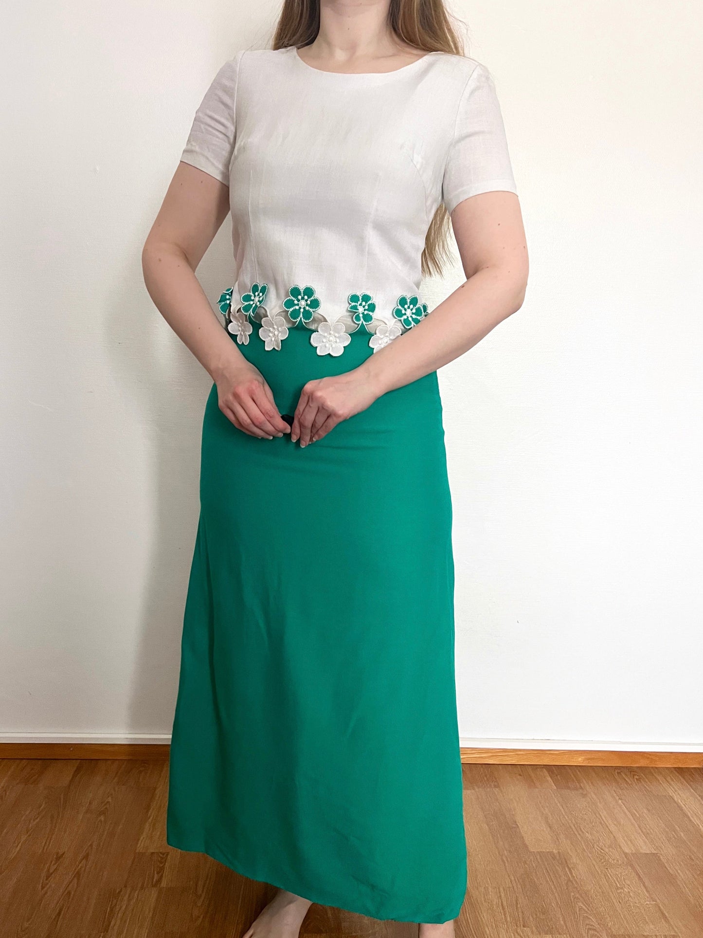 70s white and green maxi dress, Size XS-S
