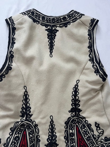 50s/60s Romanian embroidered vest, Size M