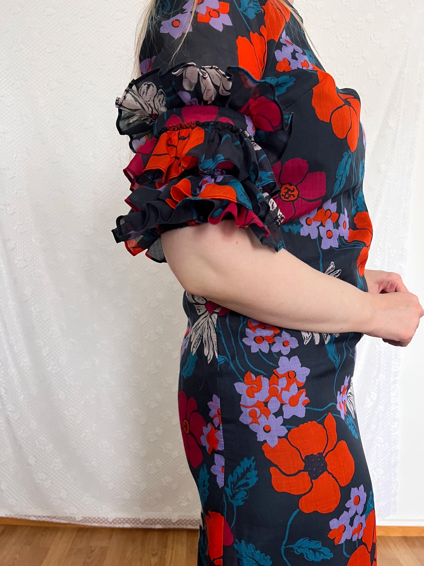 70s ruffle sleeves floral dress, Size S-M