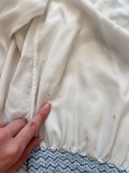 1930s Hungarian blue embroidery blouse, Size S