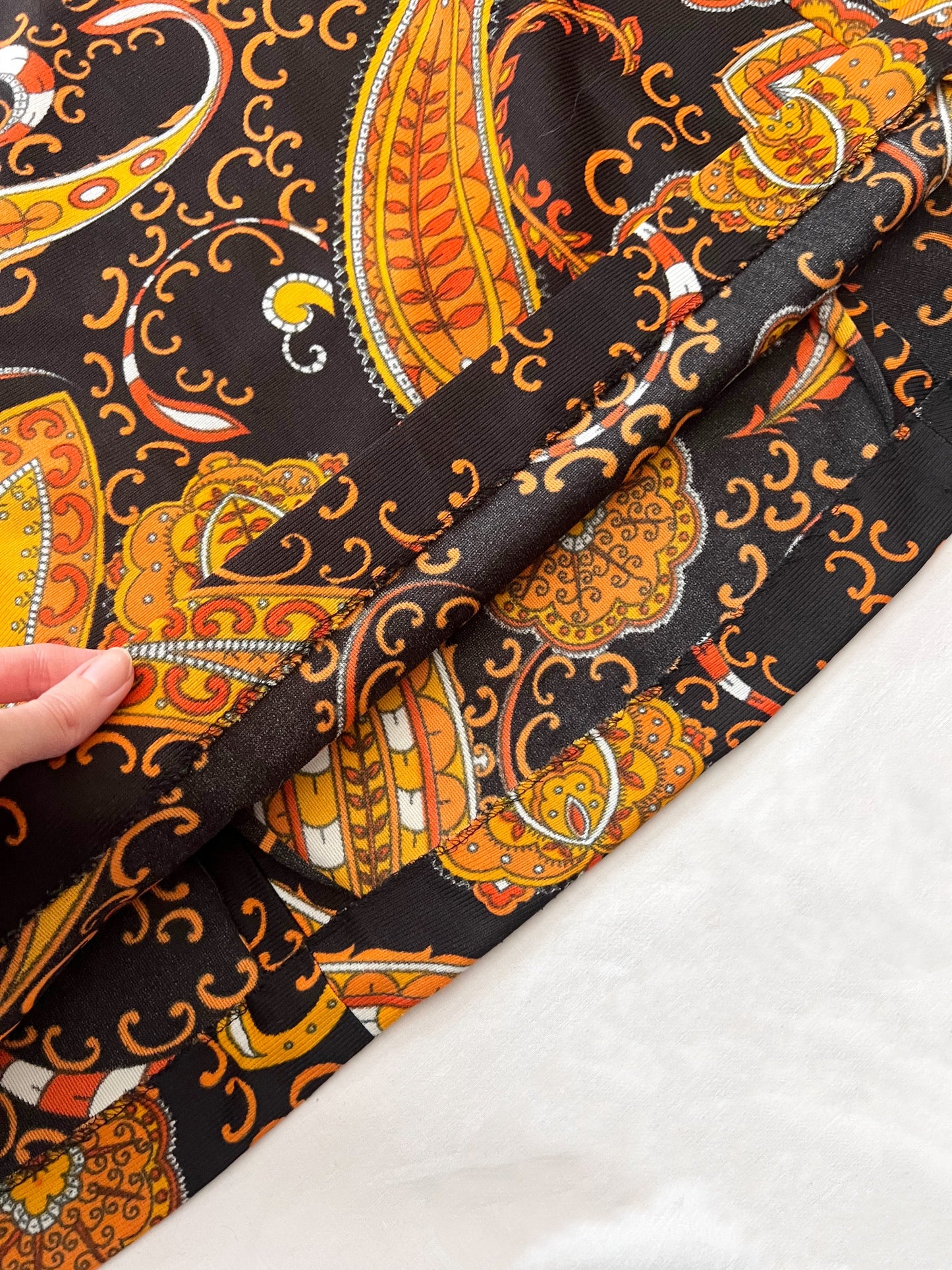 70s paisley pattern and wide sleeves dress, Size S