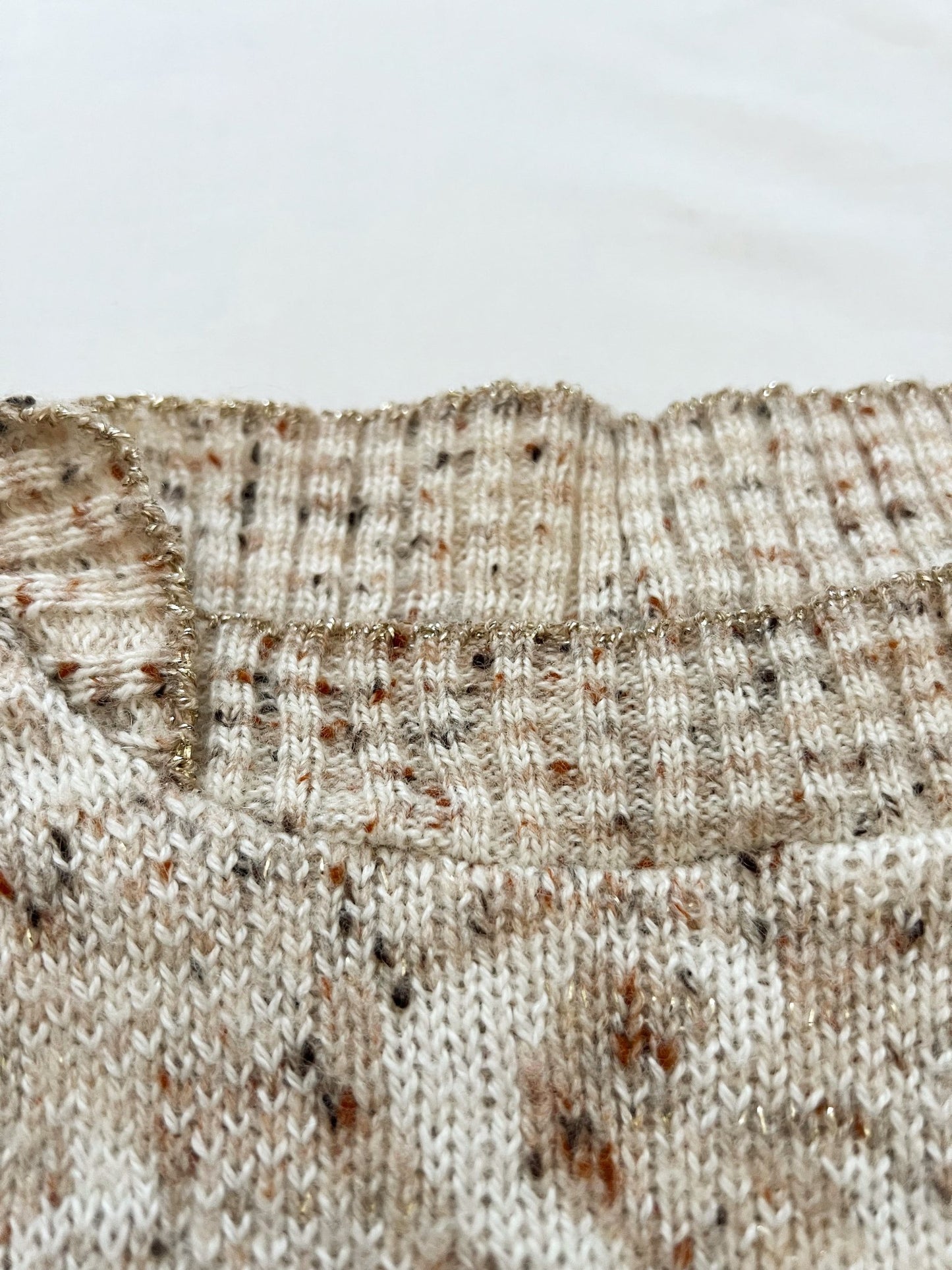 Beige & gold details sweater, Size S