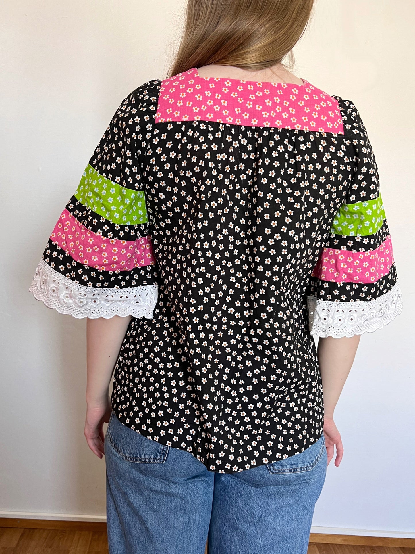 70s Pia & Paula cotton floral top, Size S