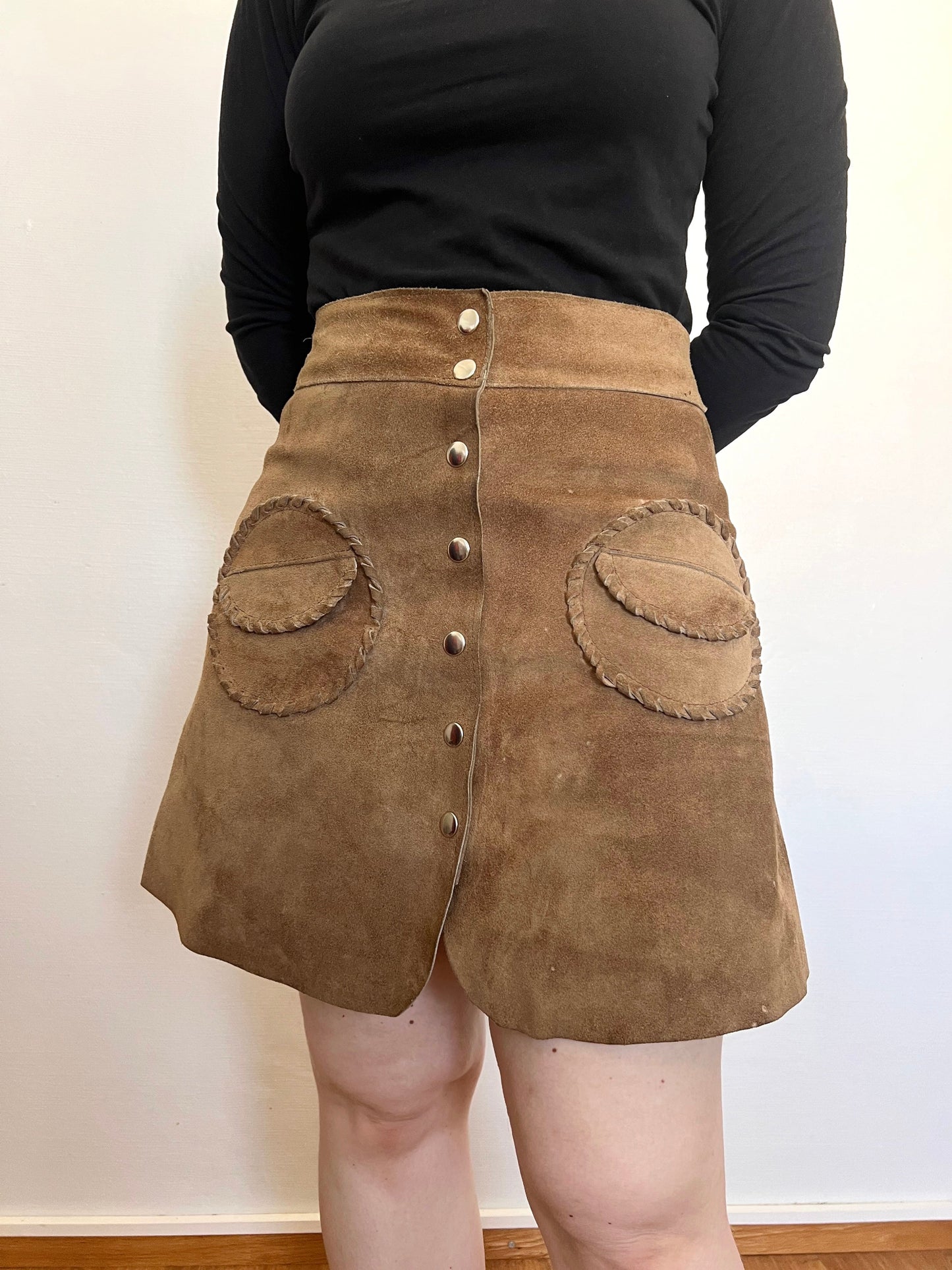 60s suede skirt with pockets, Size S-M