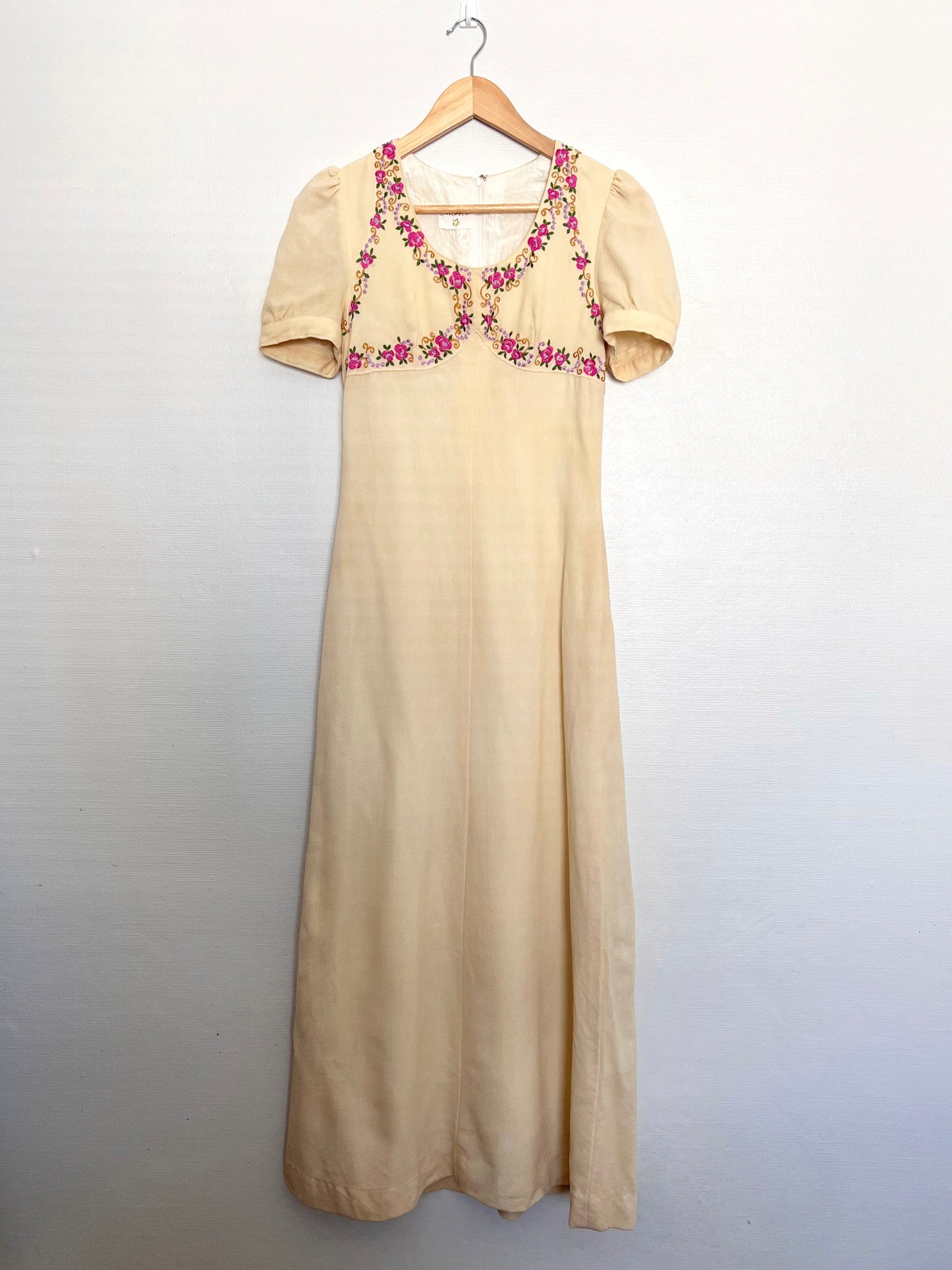 Maxi cream dress with floral embroidery, Size XS