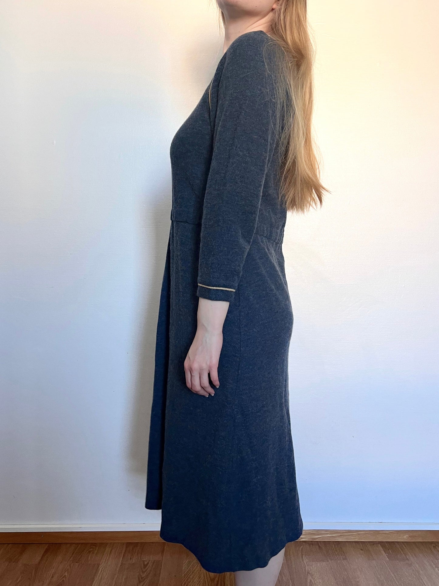 70s gray knit dress, Size S-M