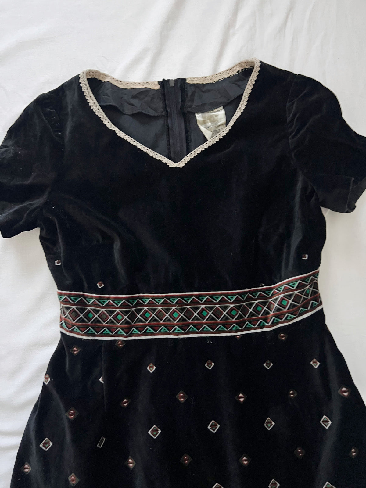 70s black geometric pattern velvet dress, Size S
