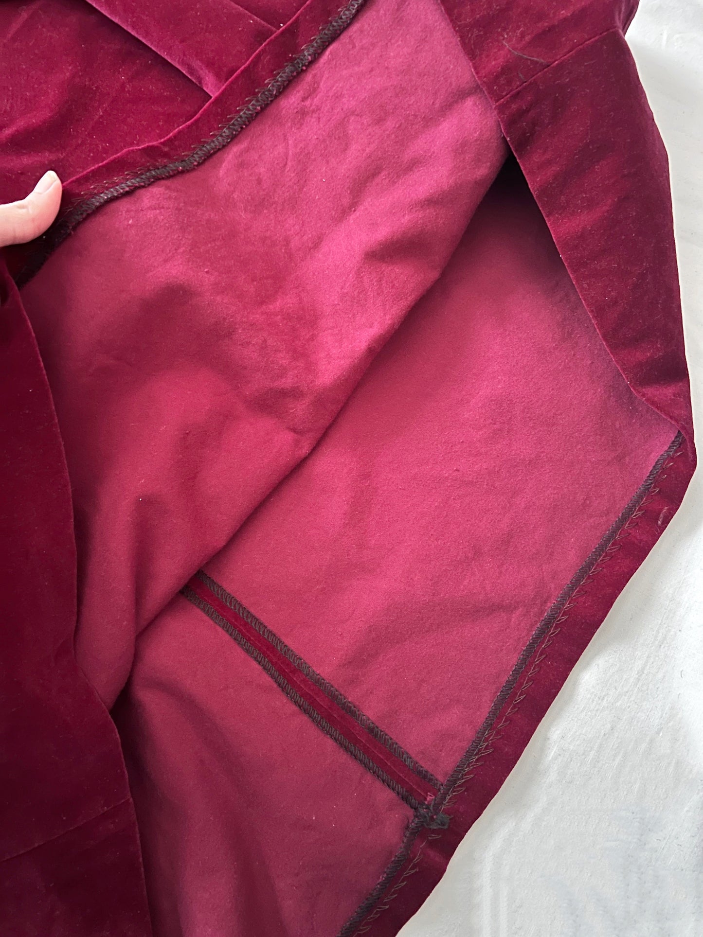 70s Edwardian revival burgundy velvet dress, Size M