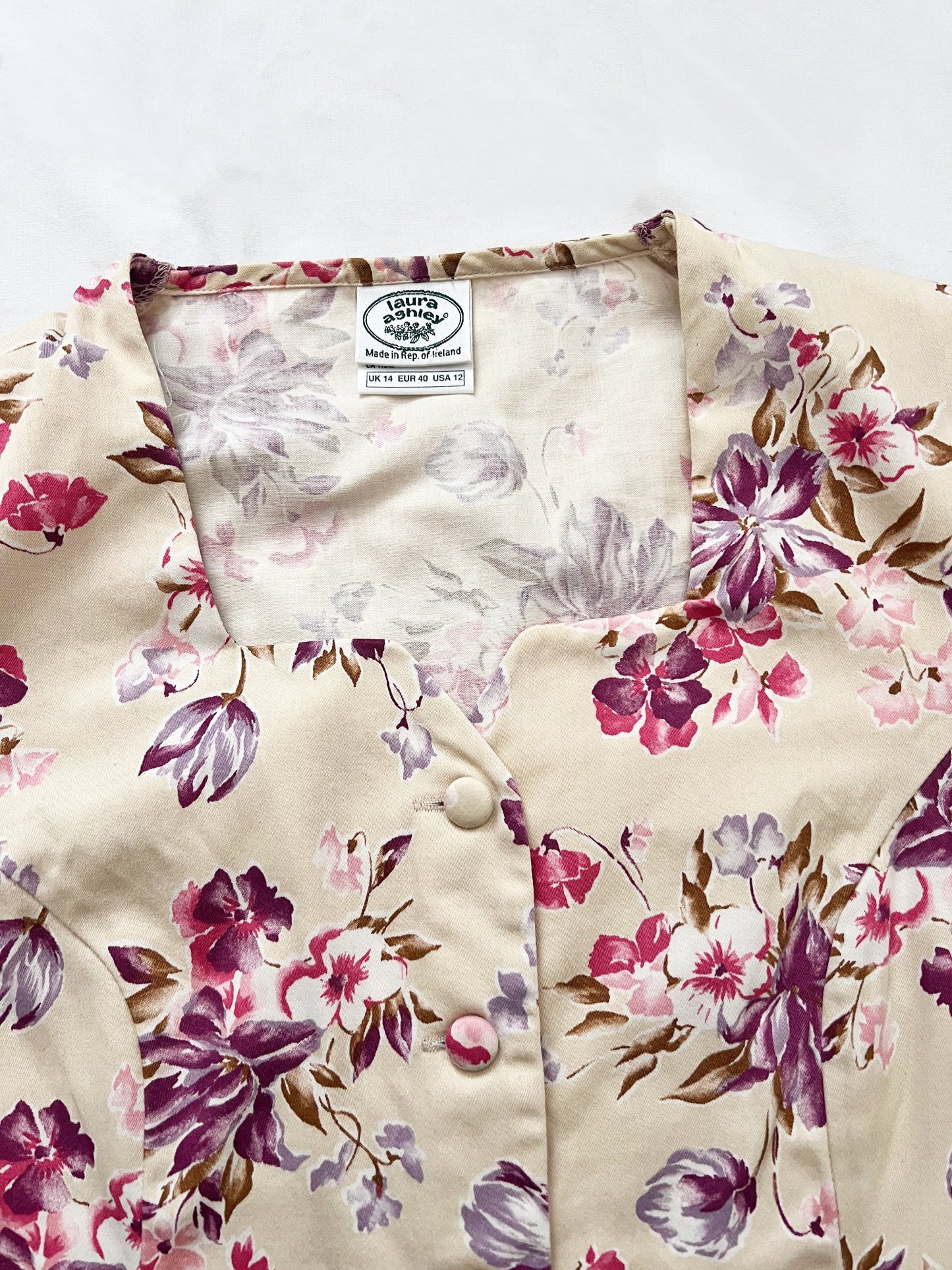 80s Laura Ashley floral blouse, Size M