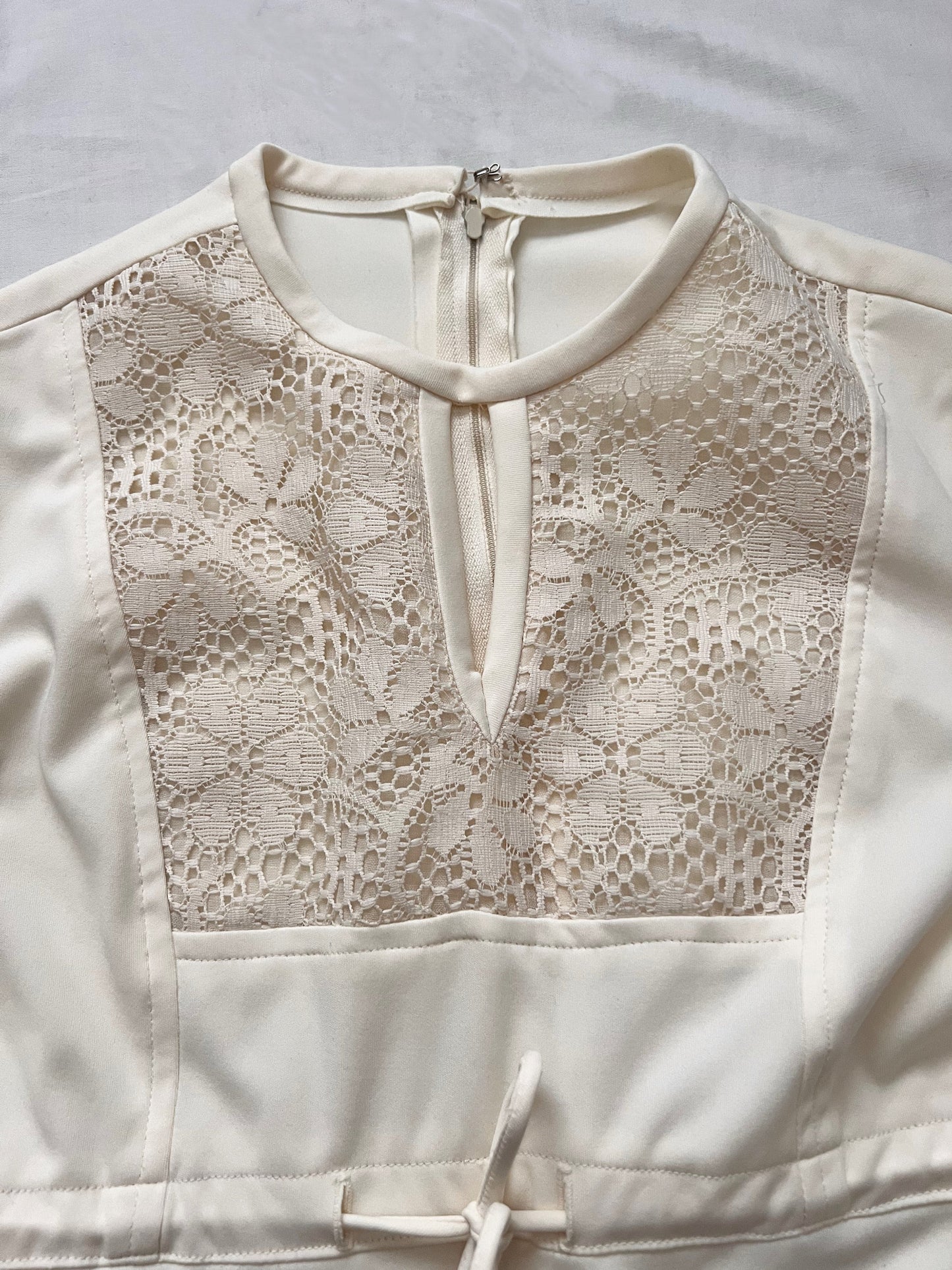 70s white lace detail dress, Size S