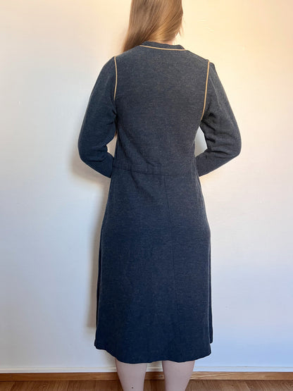 70s gray knit dress, Size S-M