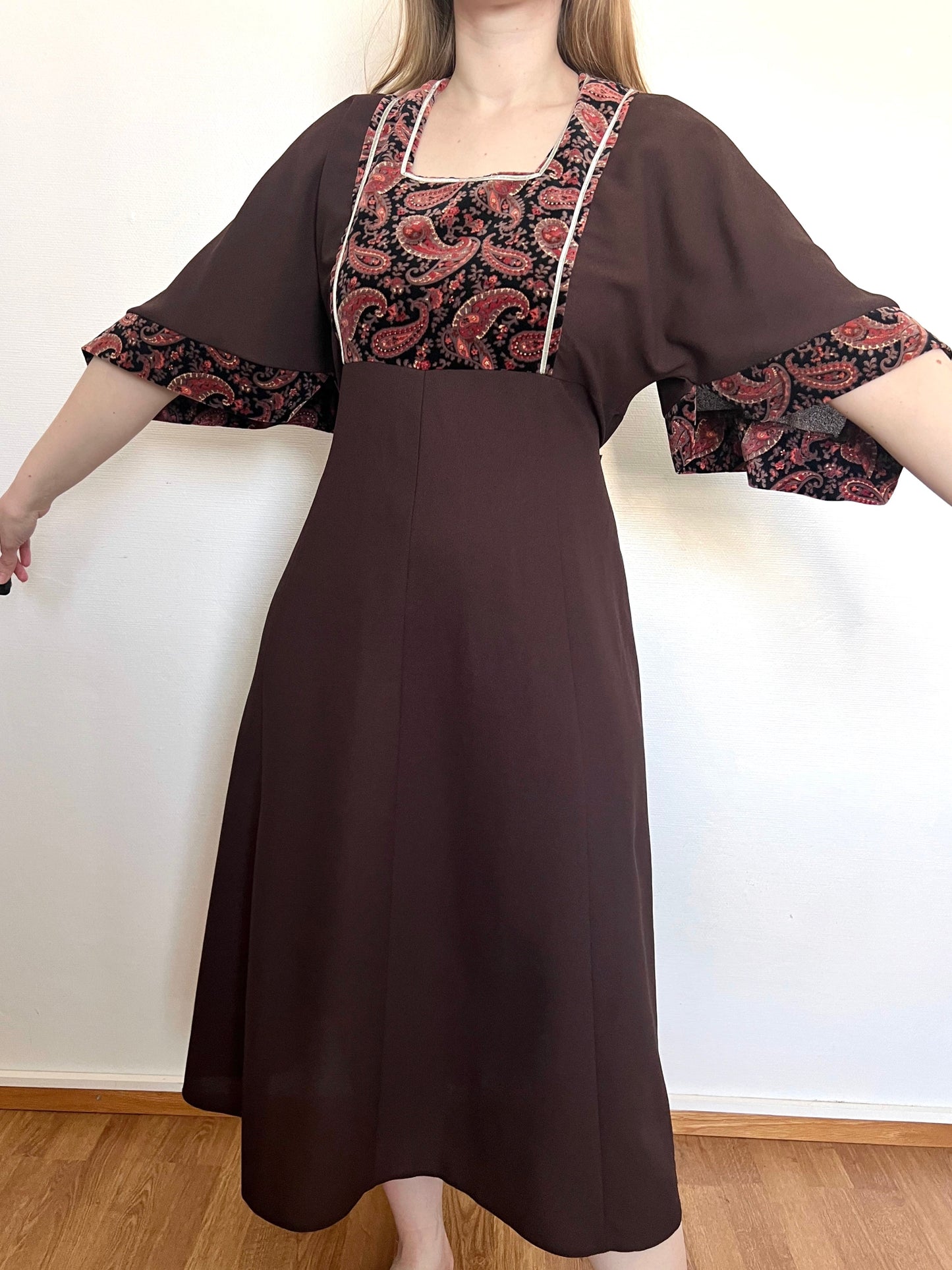60s brown dress, Size S-L