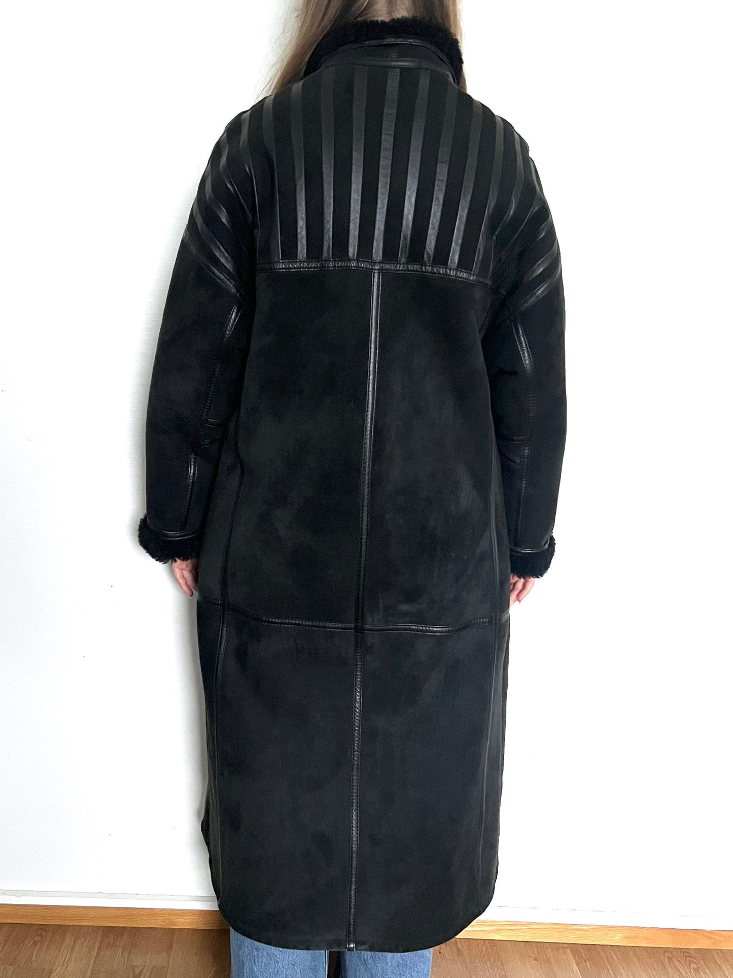 70s black winter coat, Size M-L