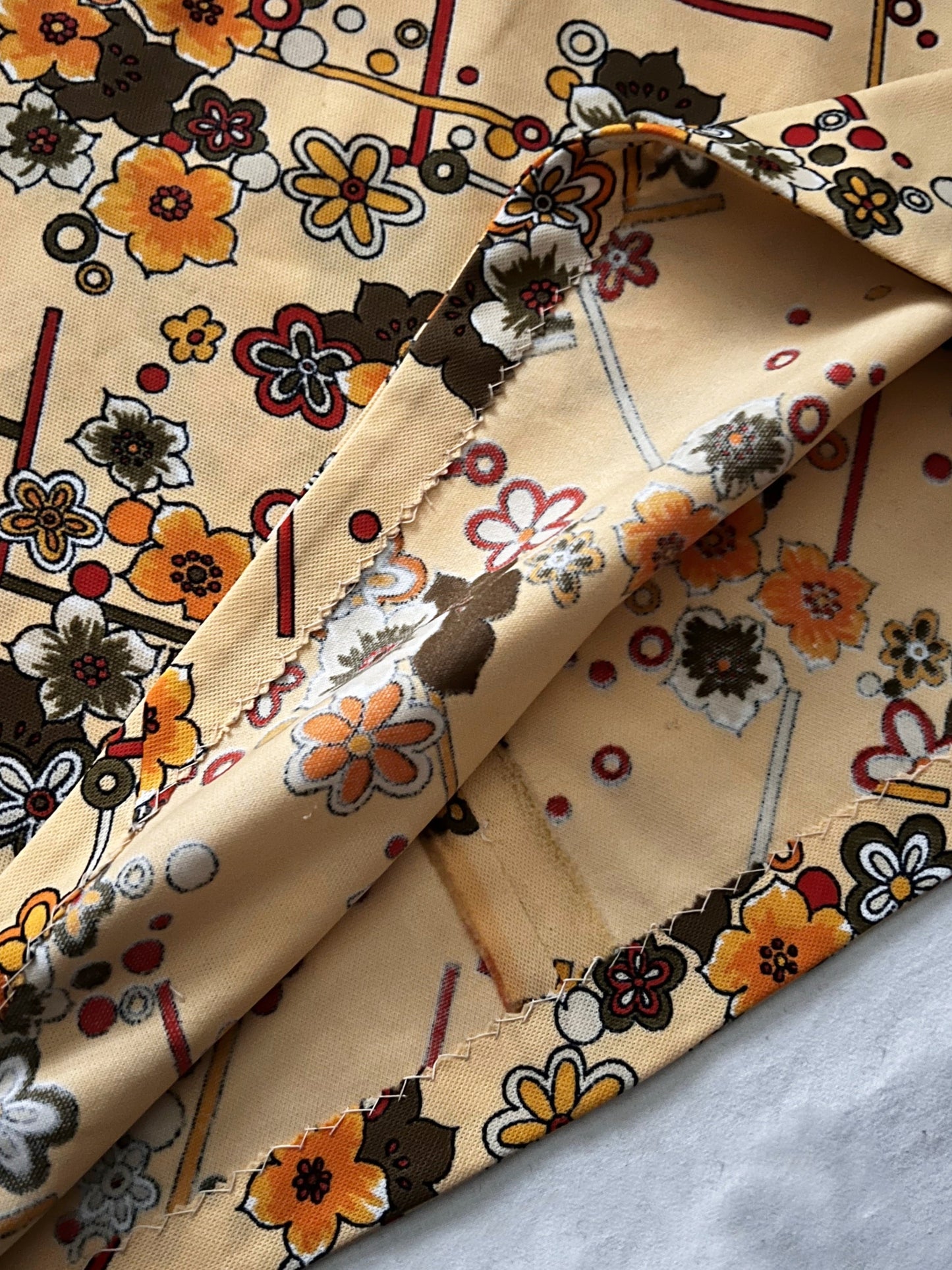 70s yellow flower dress, Size M-L