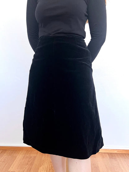 60s black velvet skirt, Size XS-S