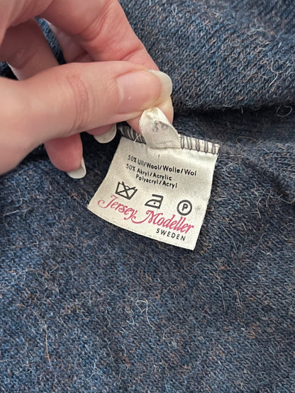 70s gray knit dress, Size S-M