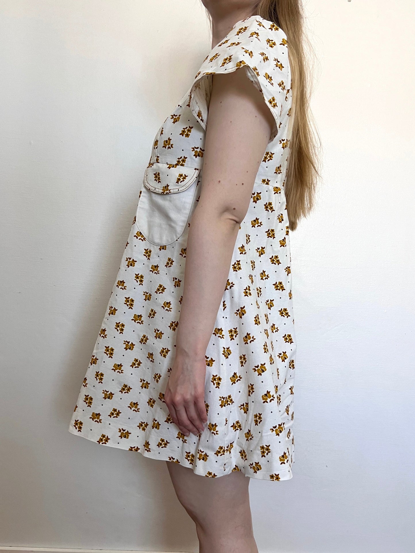 60s/70s babydoll floral dress, Size M