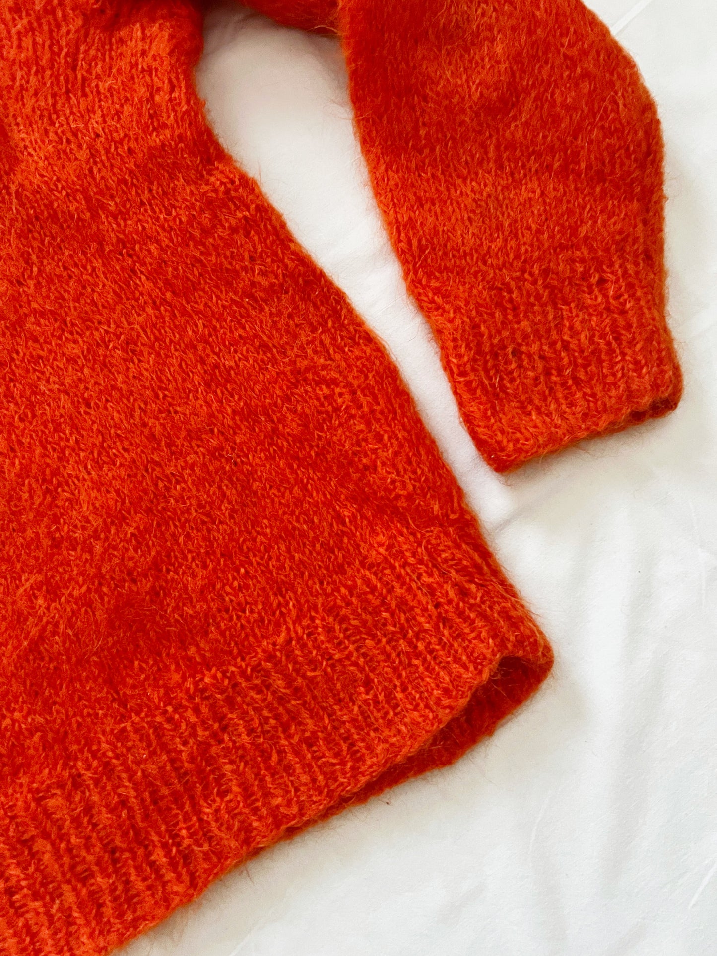 Orange snowflake sweater, Size L