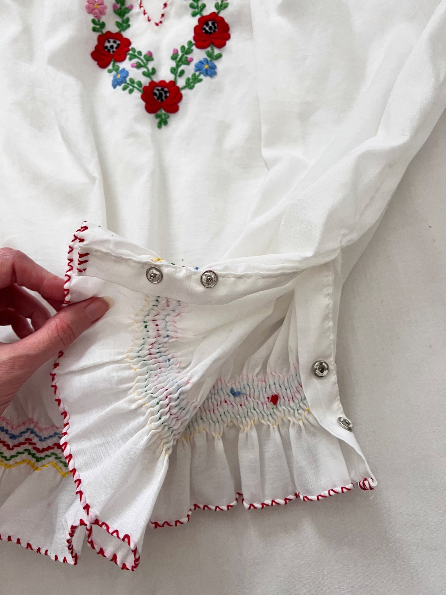70s Hungarian floral top, Size M-L