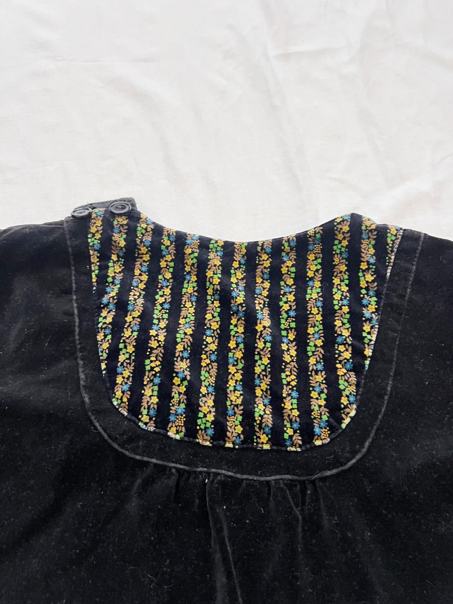 70s black velvet mini dress, Size M