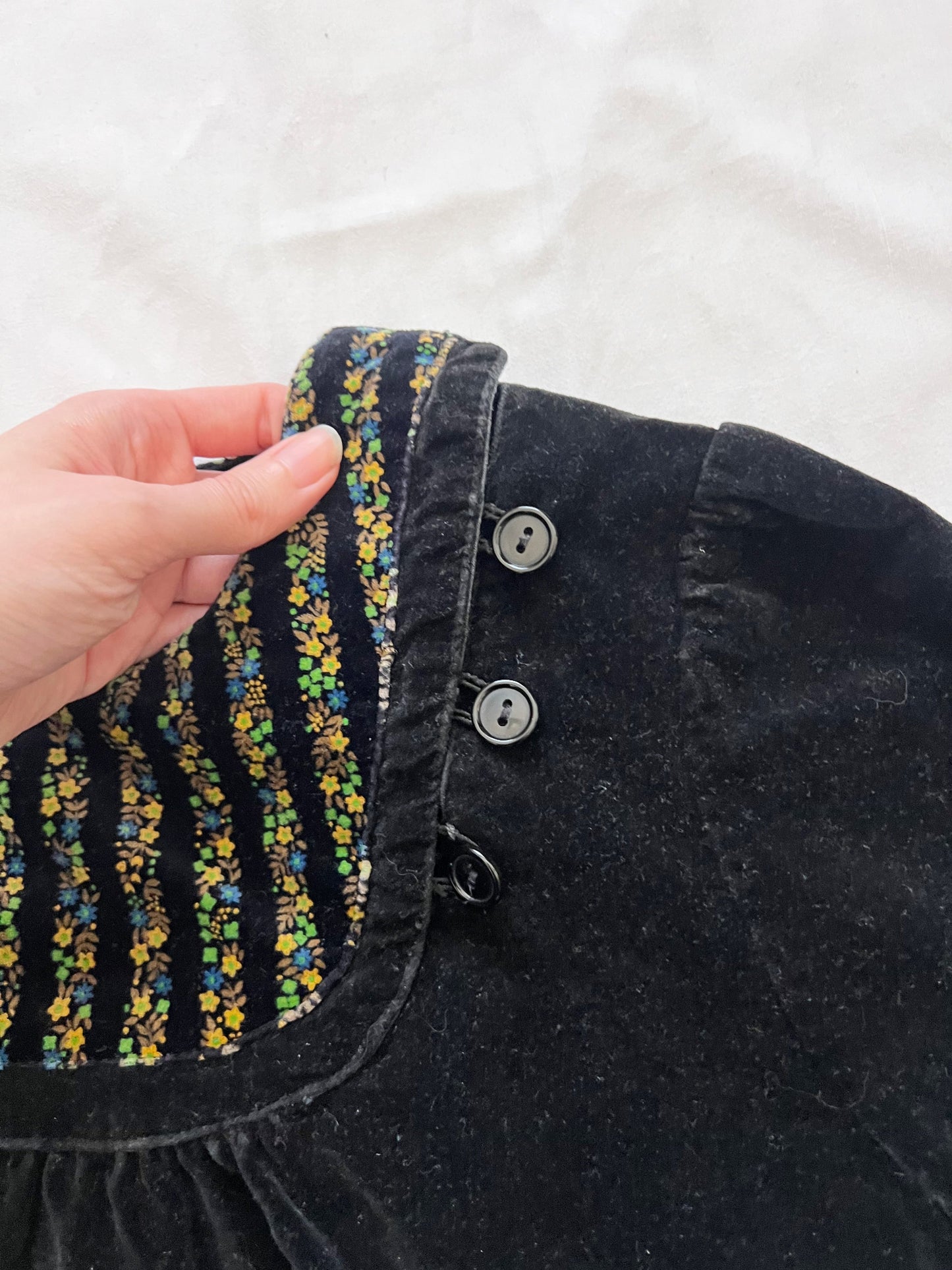 70s black velvet mini dress, Size M