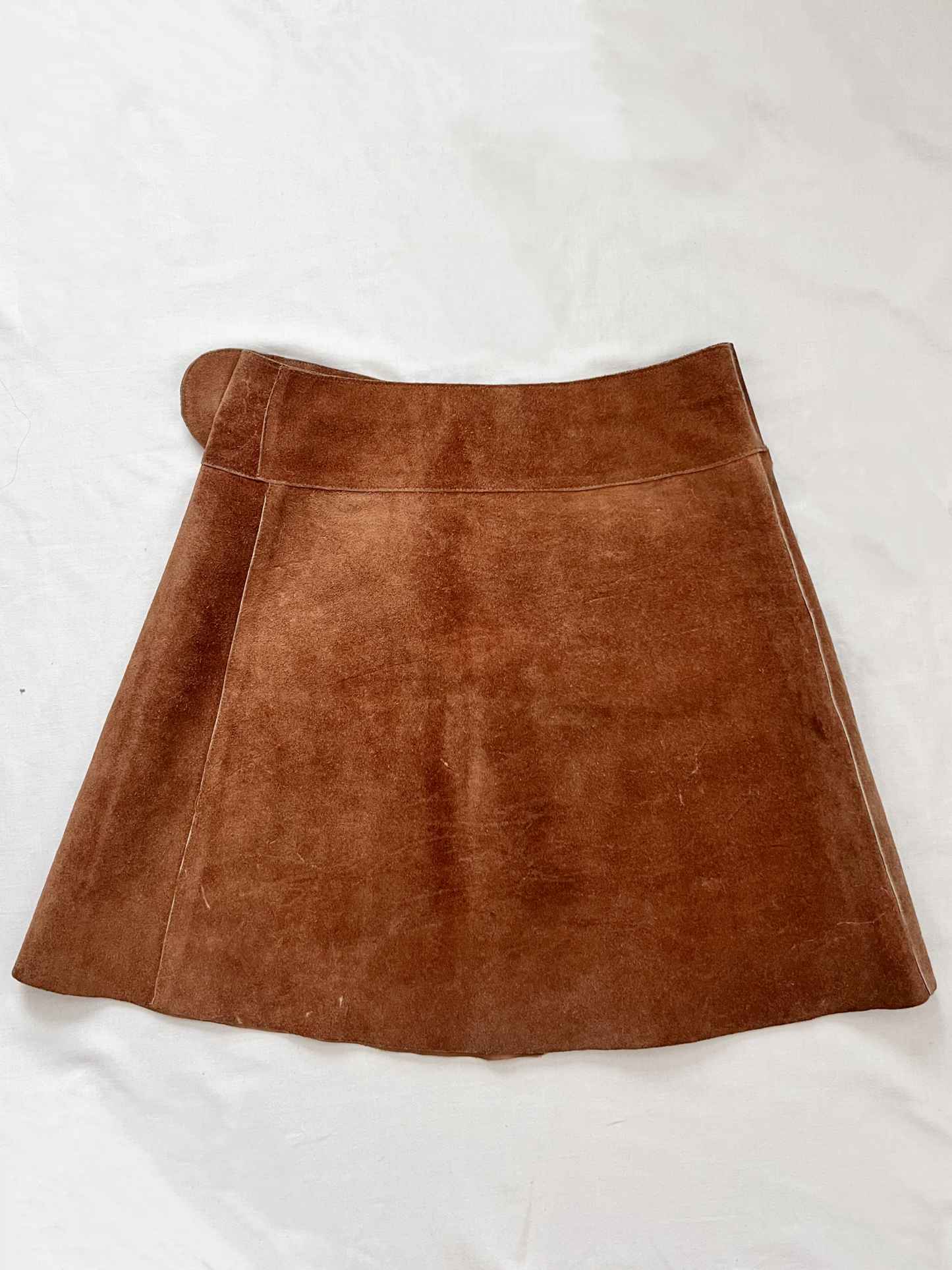 60s suede mini skirt with silver buckle, Size XS-S