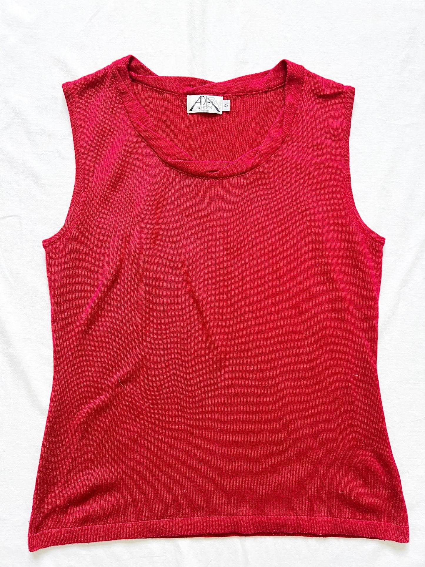 Red top, Size M