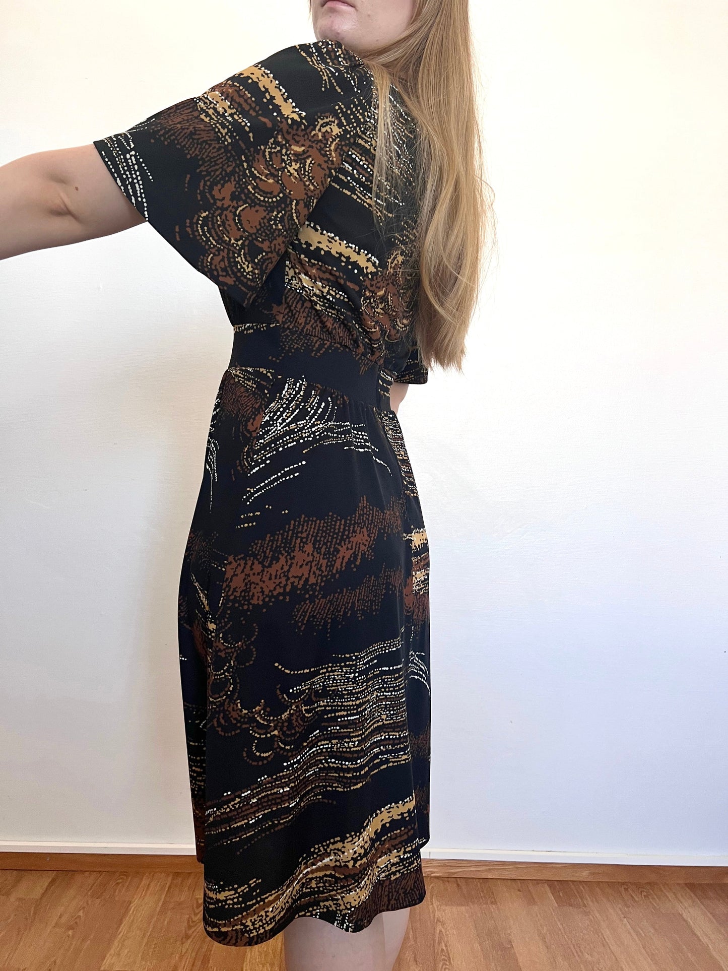 70s dark flared sleeves dress, Size S