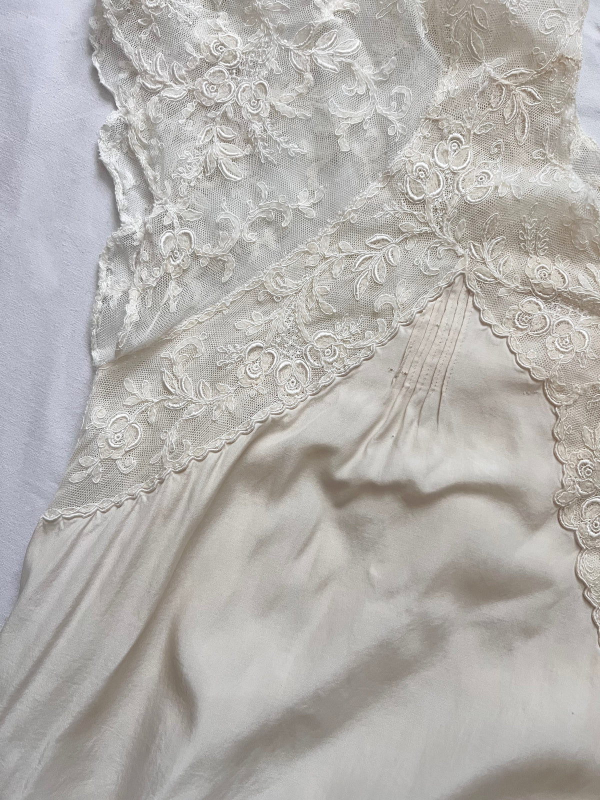 1920s silk white nightgown, Size M-L