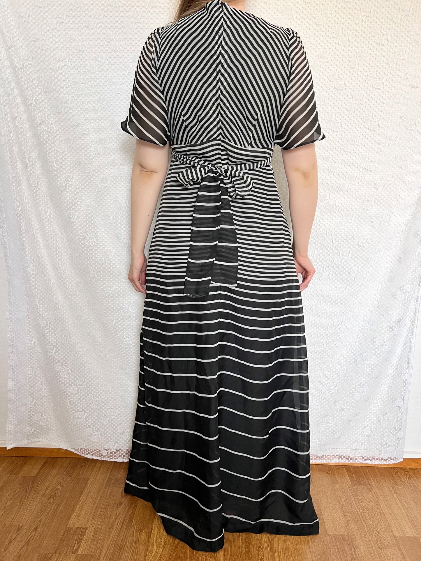 70s black and white striped dress, Size S-M