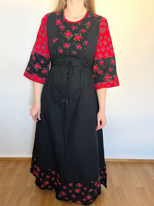 70s black and red flower dress, Size S