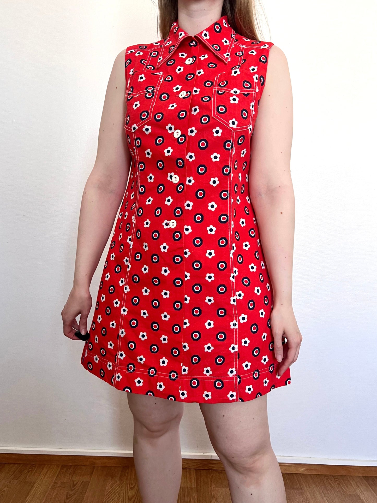 60s red flower mini dress, Size M