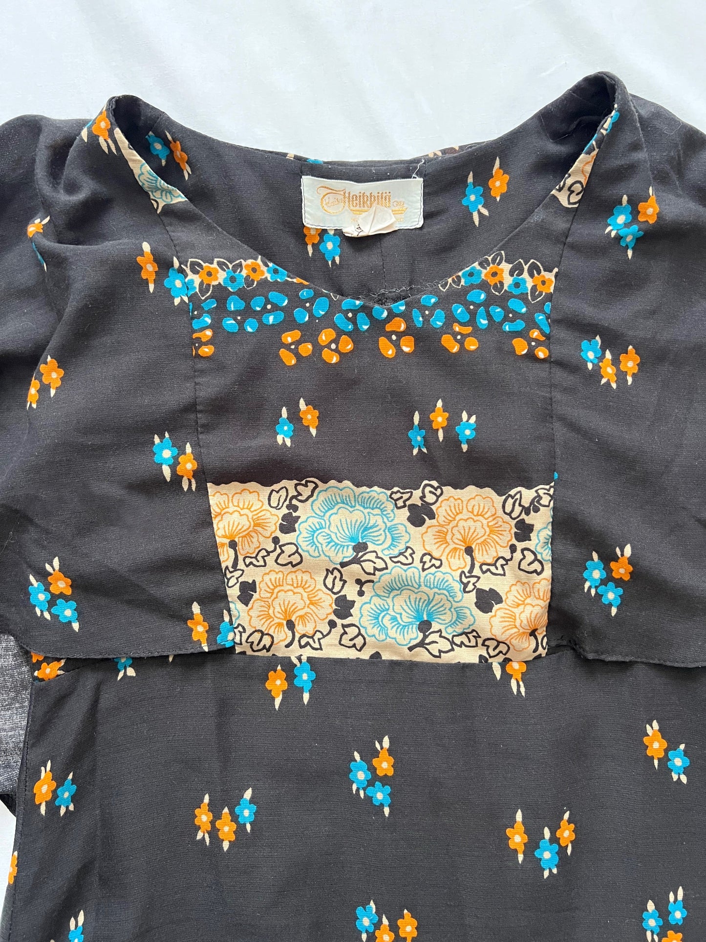 70s black floral cape dress, Size S