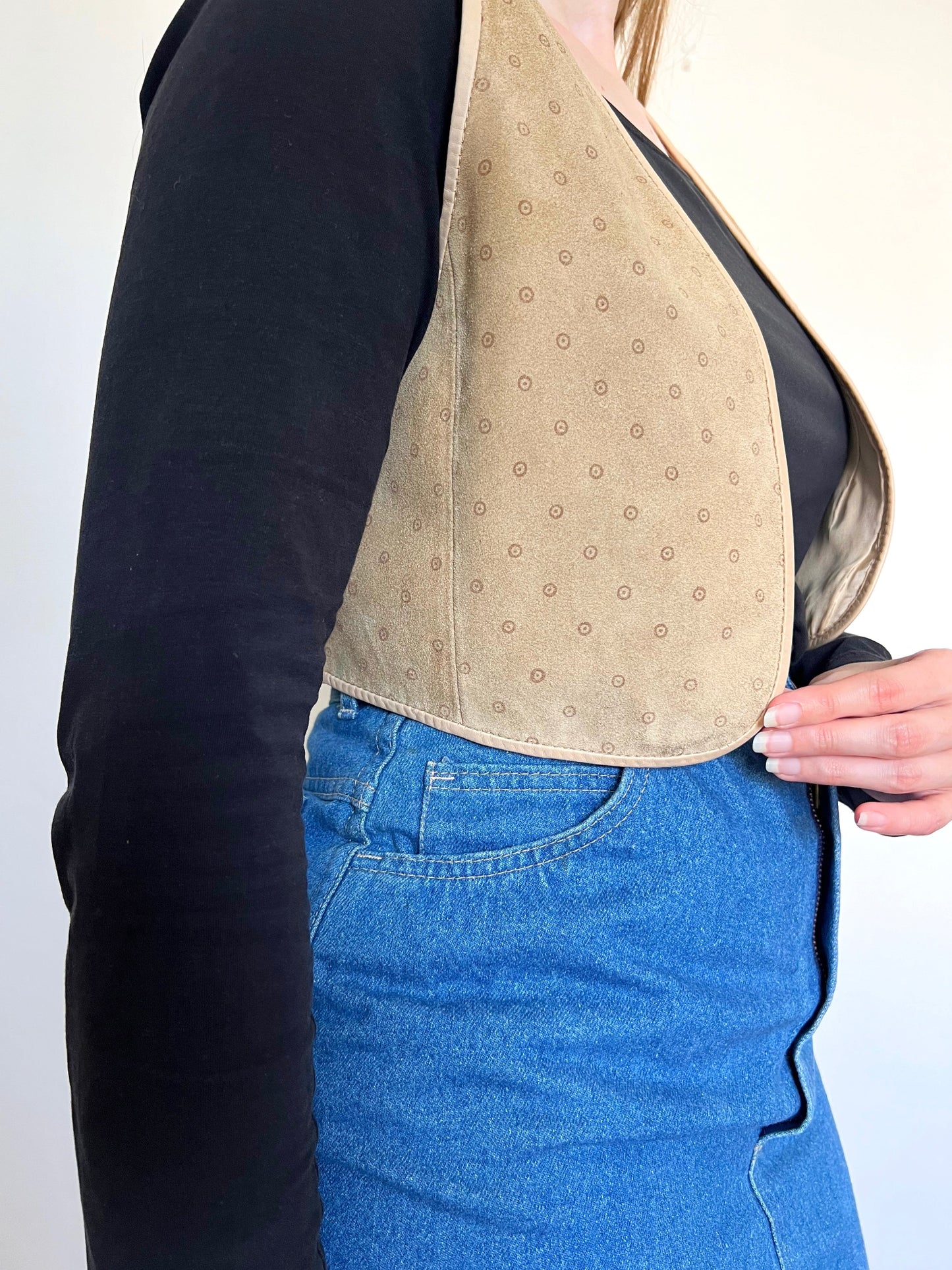 Beige polka dots suede vest, Size M-L