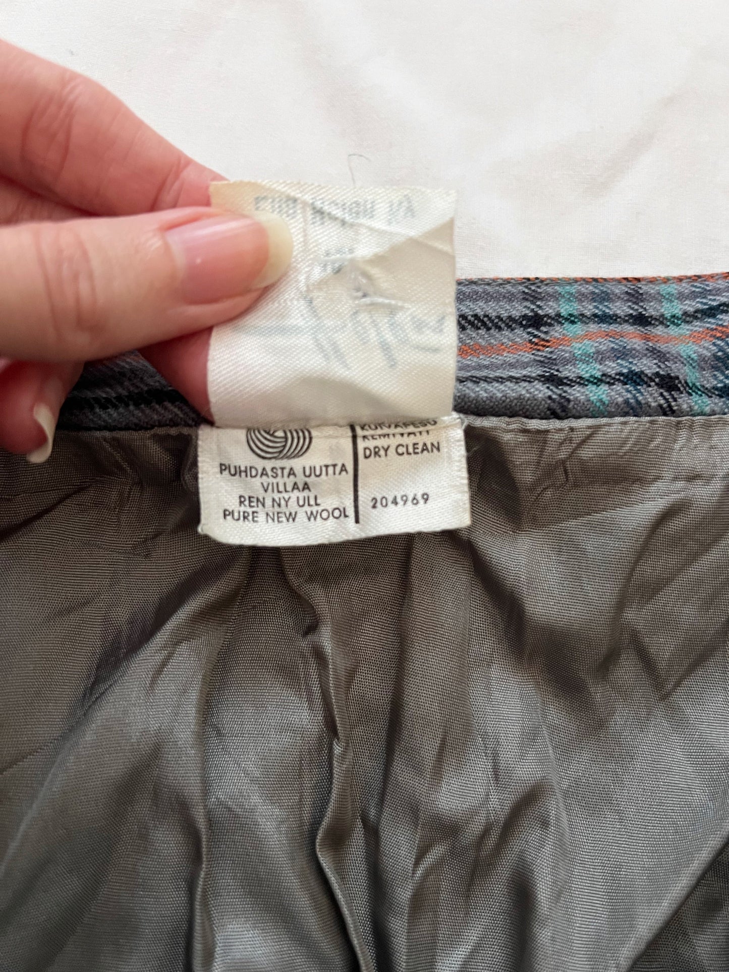 70s wool plaid skirt, Size M