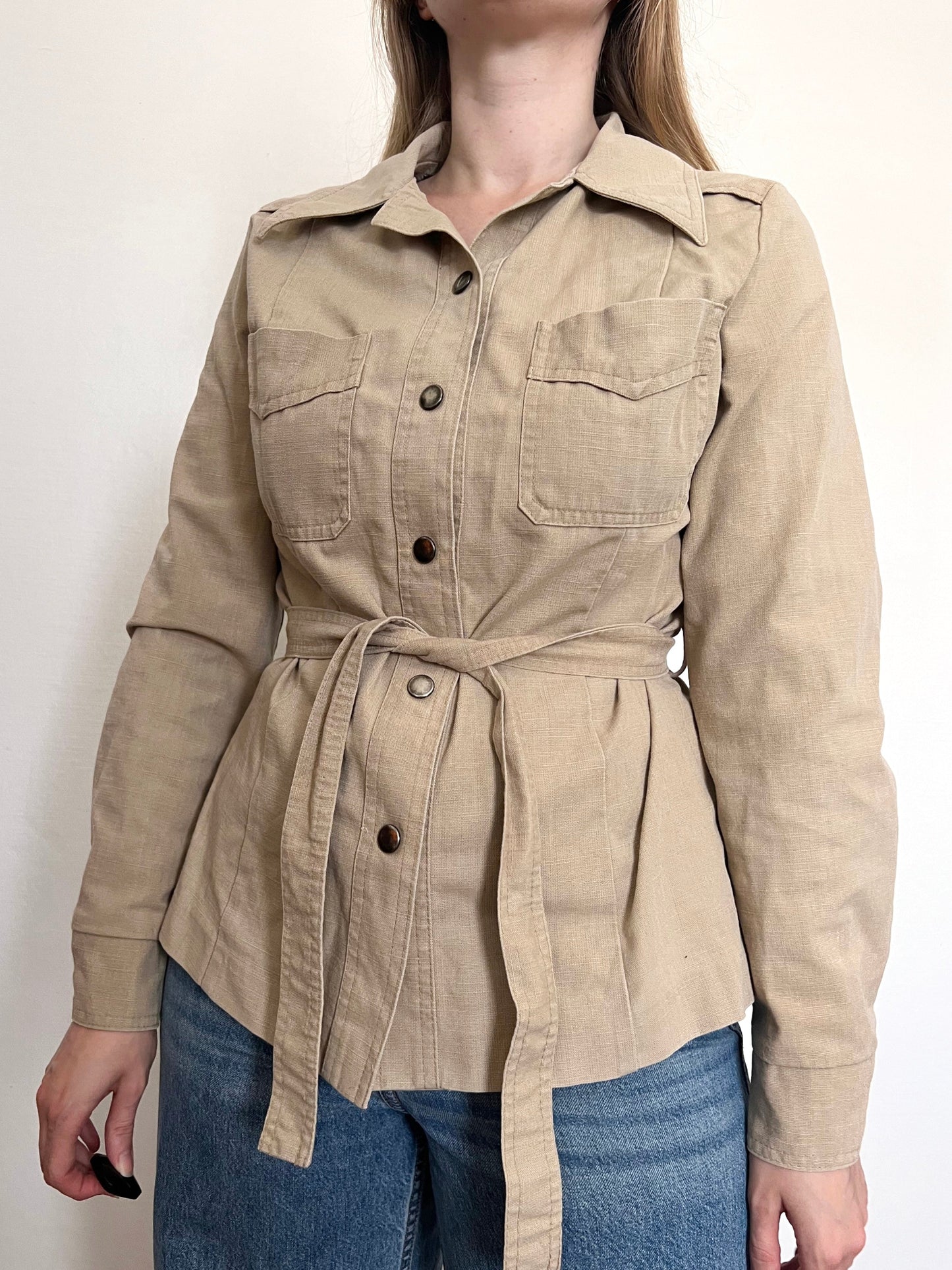Short beige trench coat, Size M