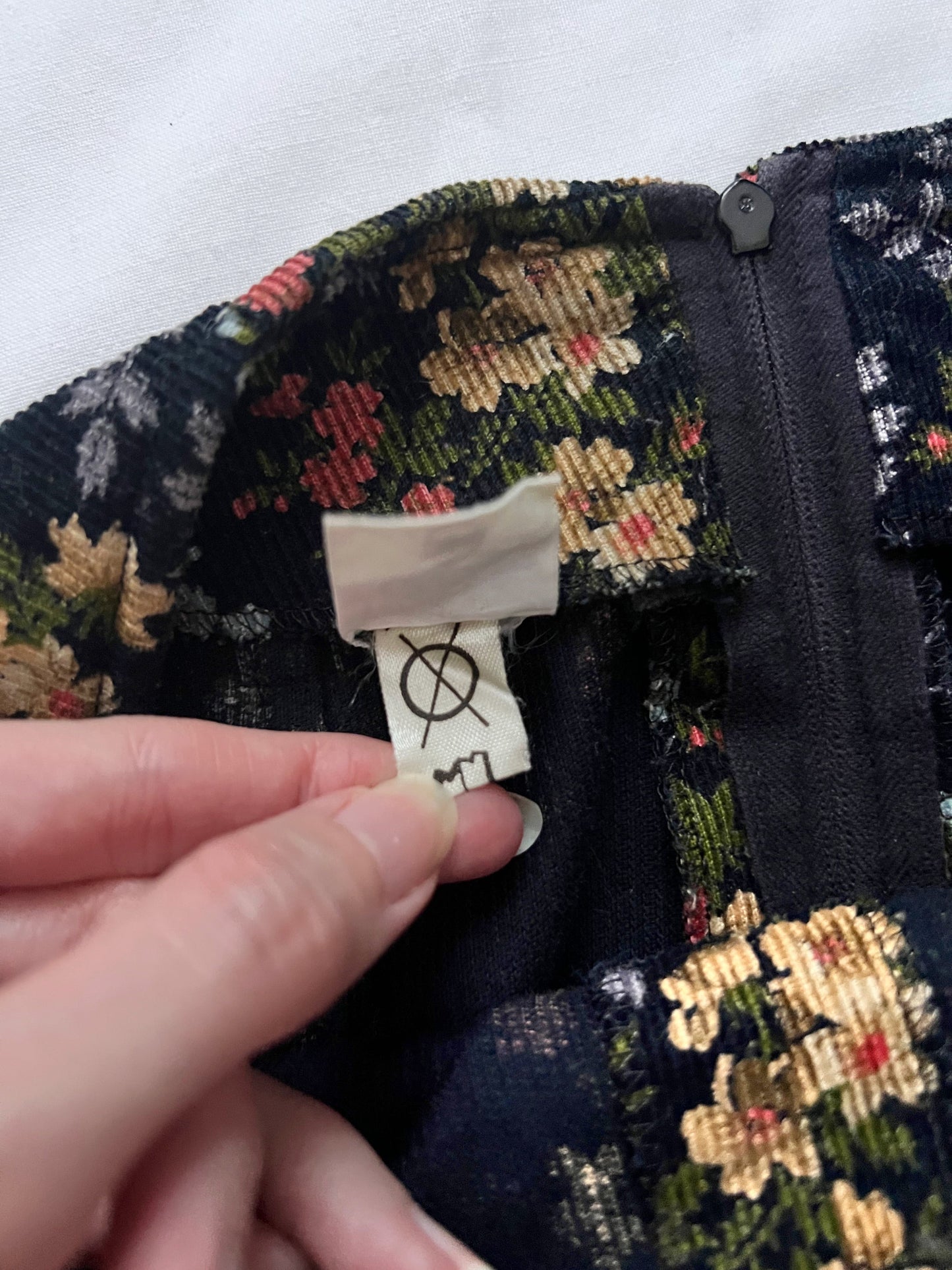 70s corduroy flower skirt, Size S