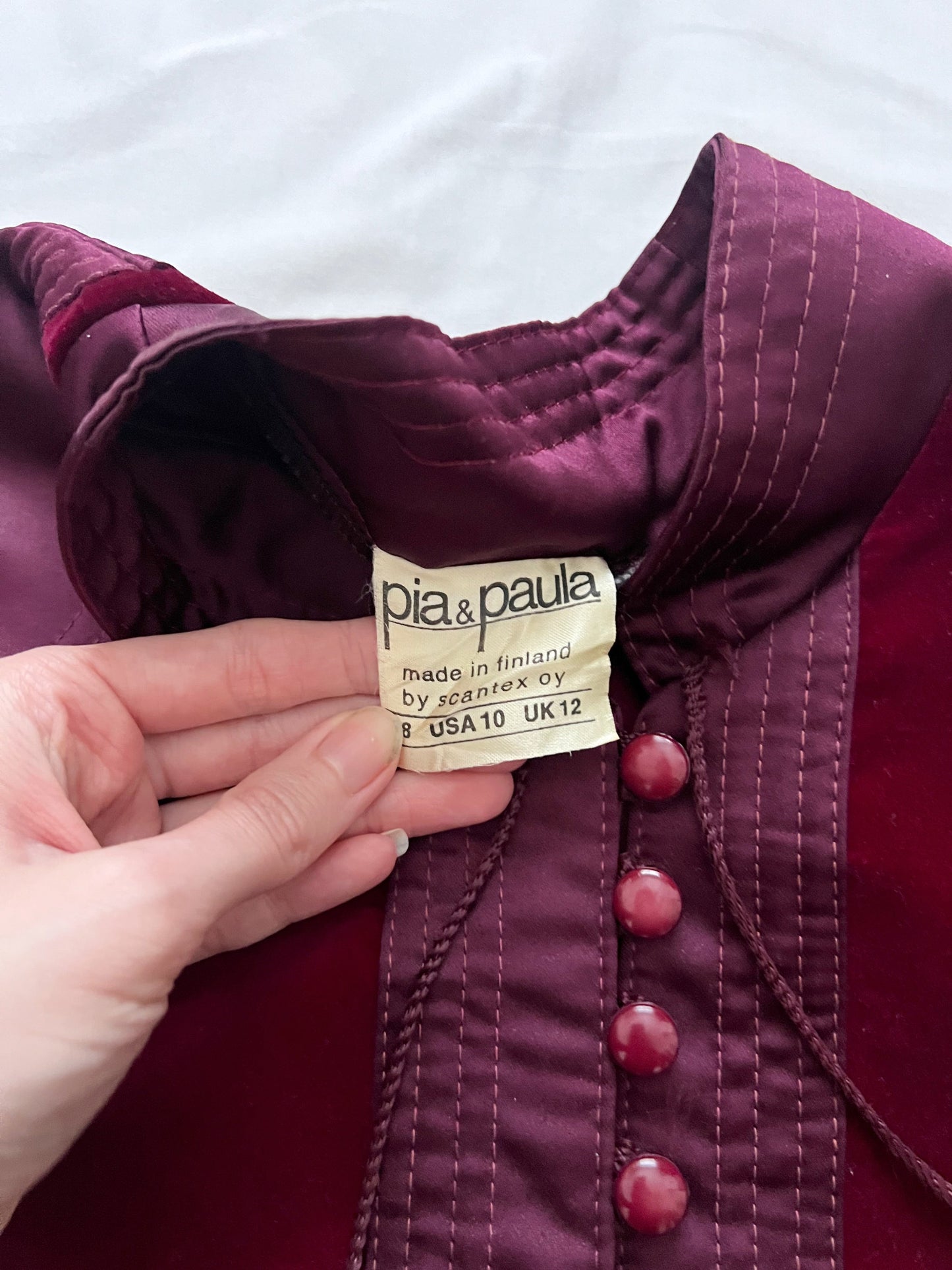 70s Edwardian revival burgundy velvet dress, Size M