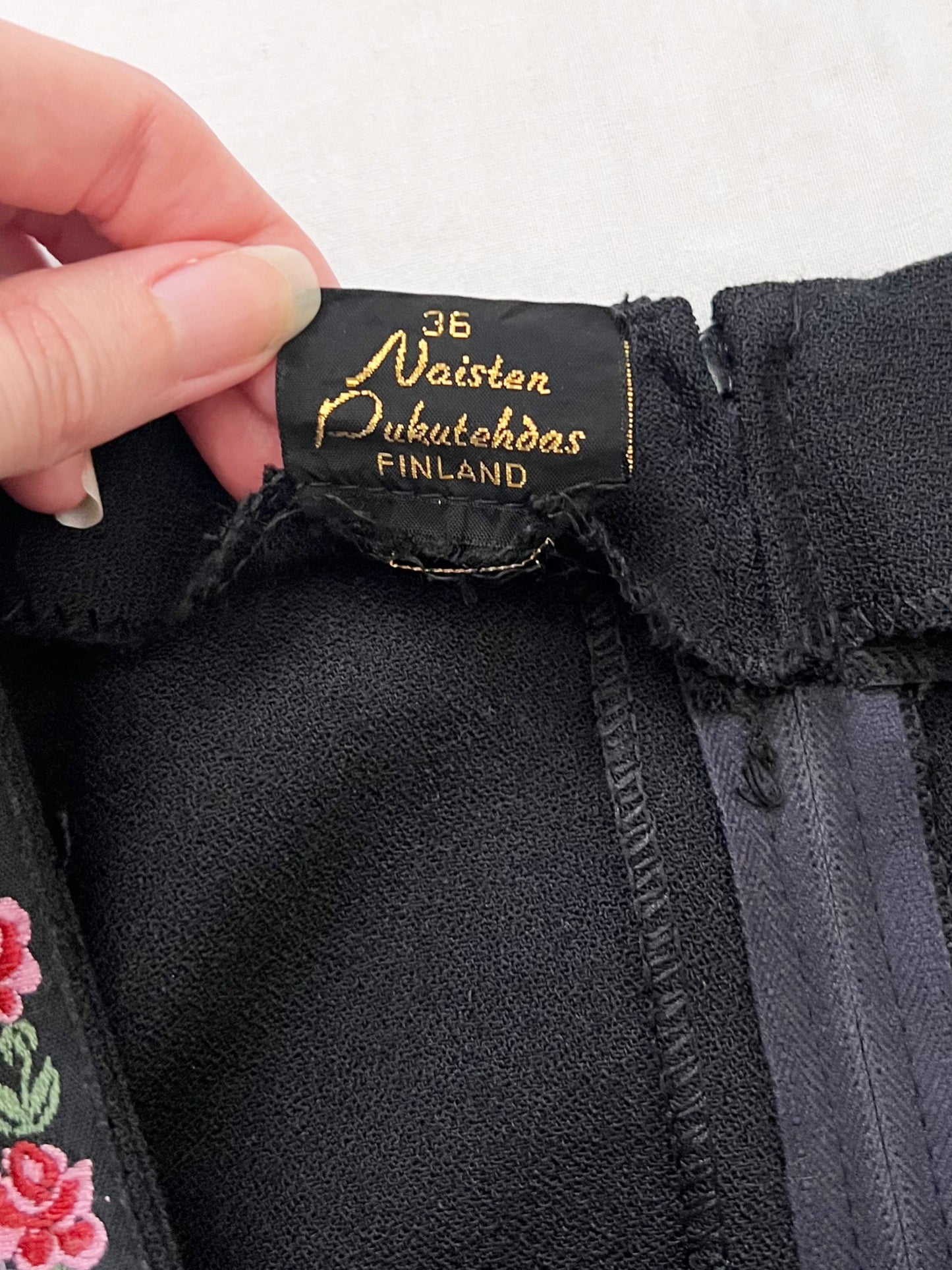 Black dress with rose embroidery, Size S