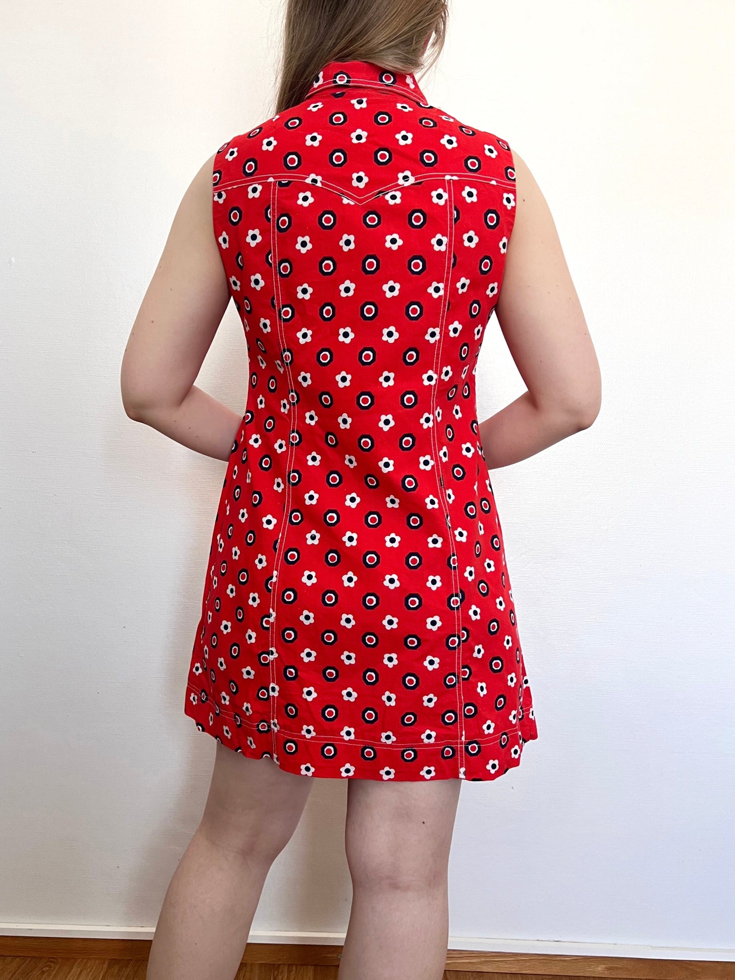 60s red flower mini dress, Size M
