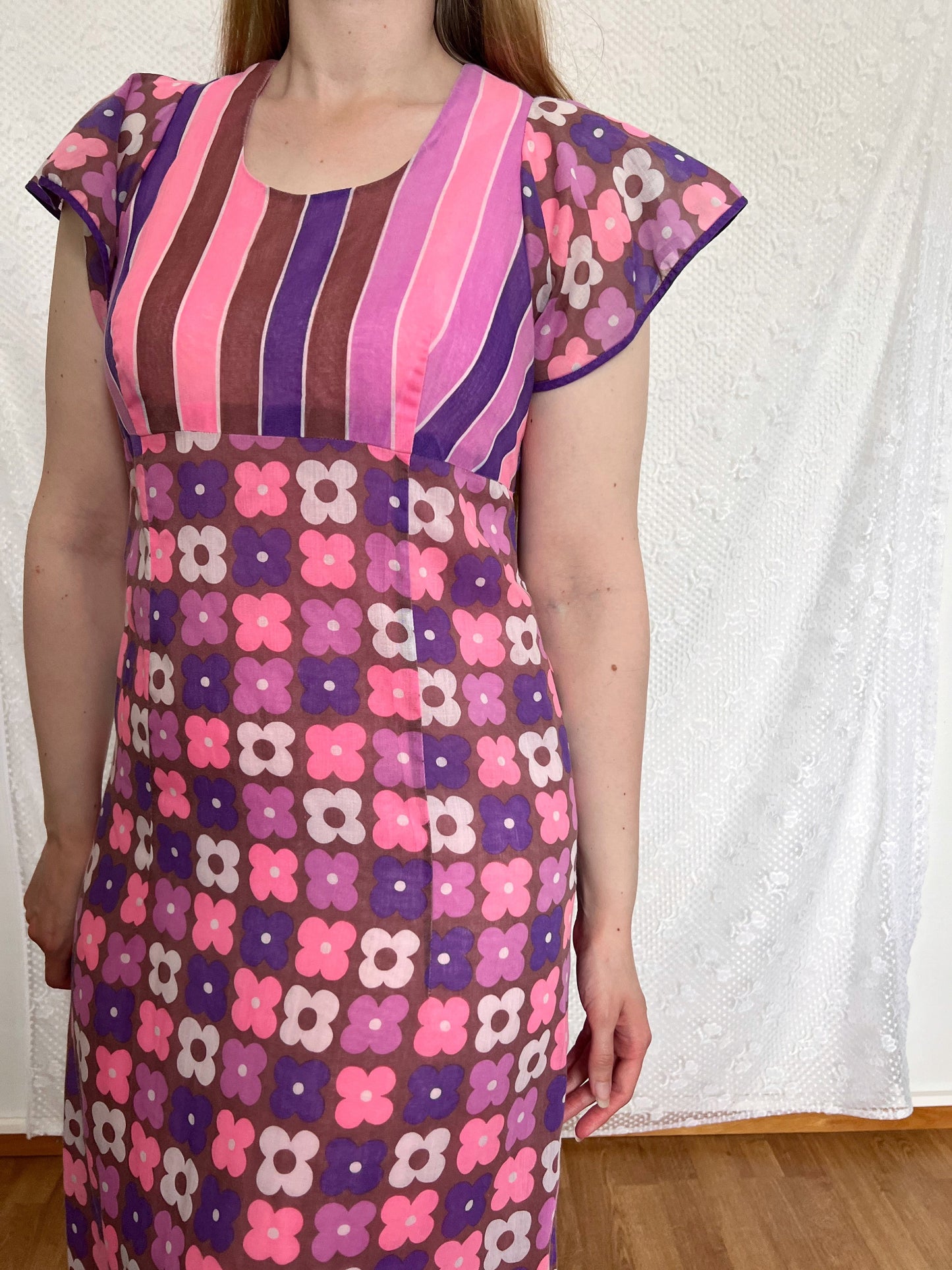 70s pink and purple flower power dress, Size S