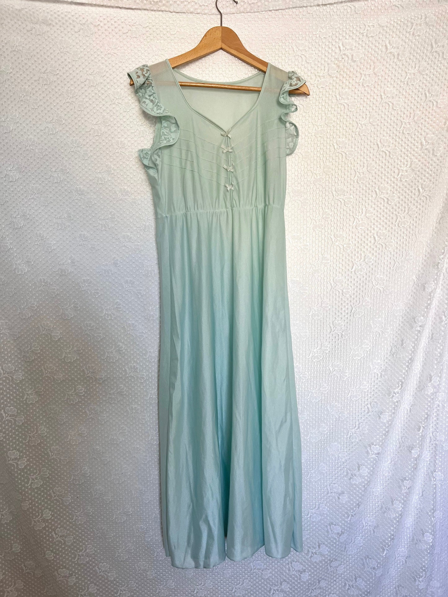 70s mint green nightgown, Size M