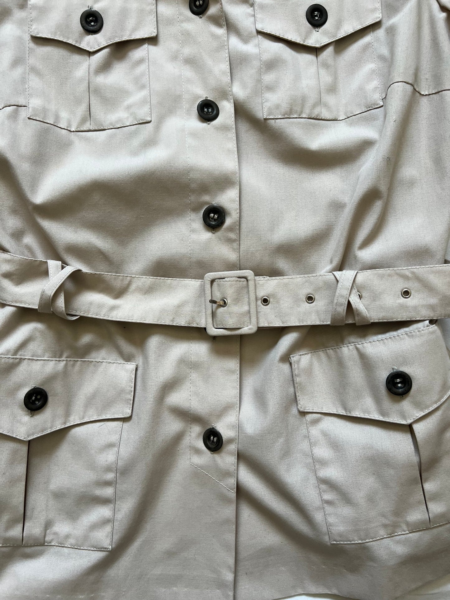 Beige short trench coat, Size S-M