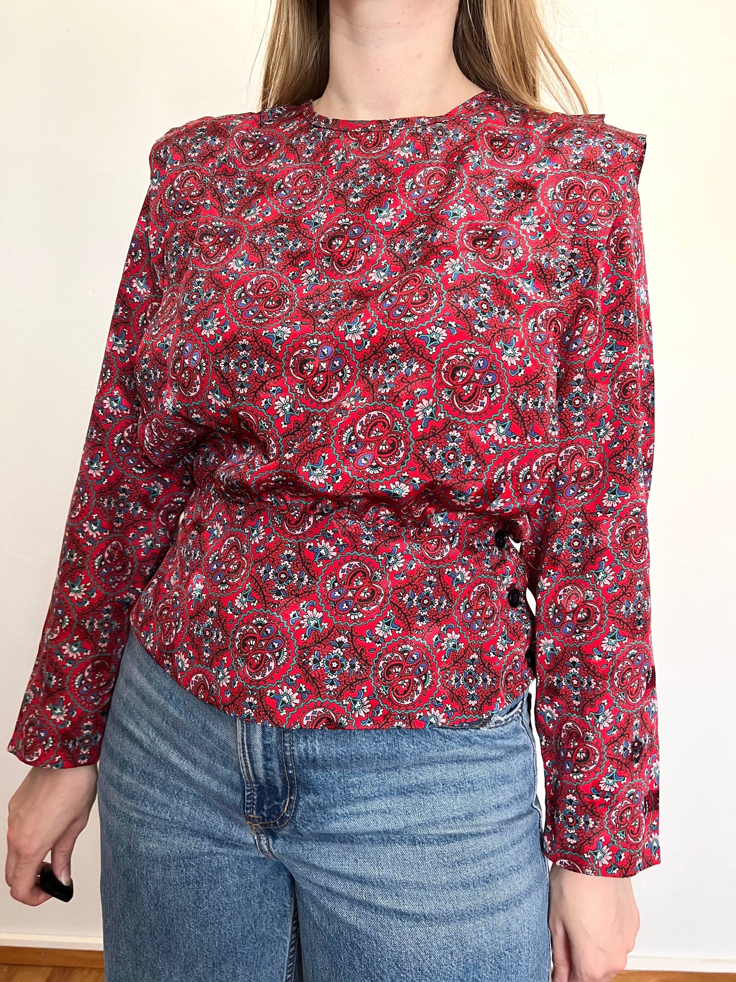 80s red ornate pattern blouse, Size XS-S