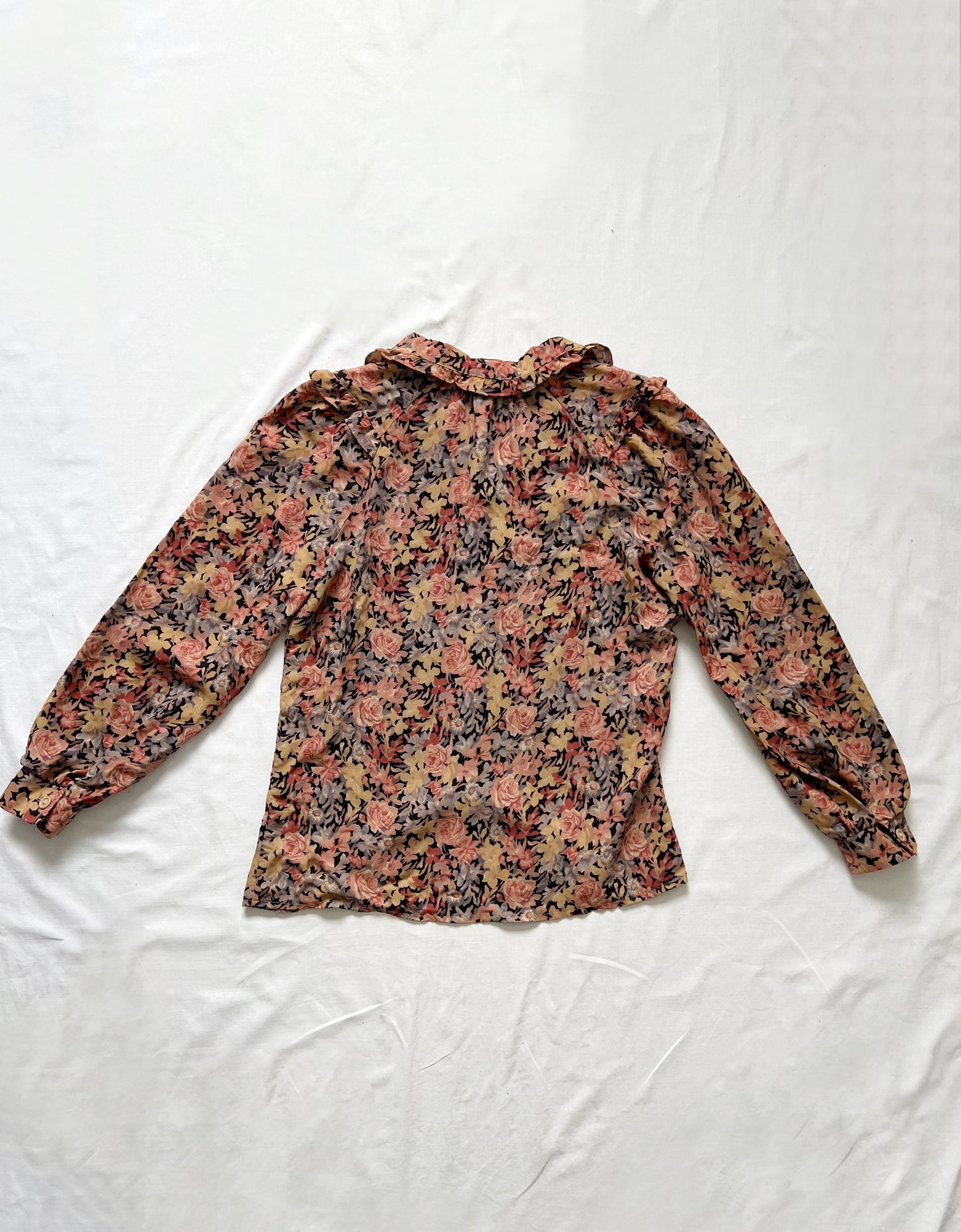 70s flower shirt, Size S-M