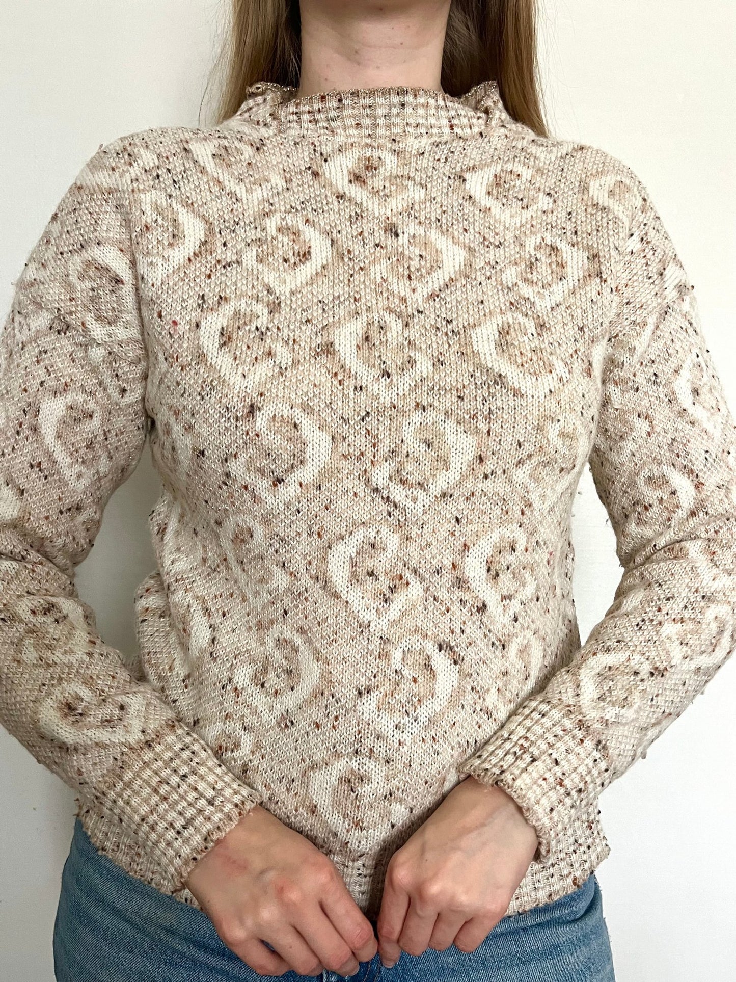 Beige & gold details sweater, Size S