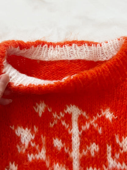 Orange snowflake sweater, Size L