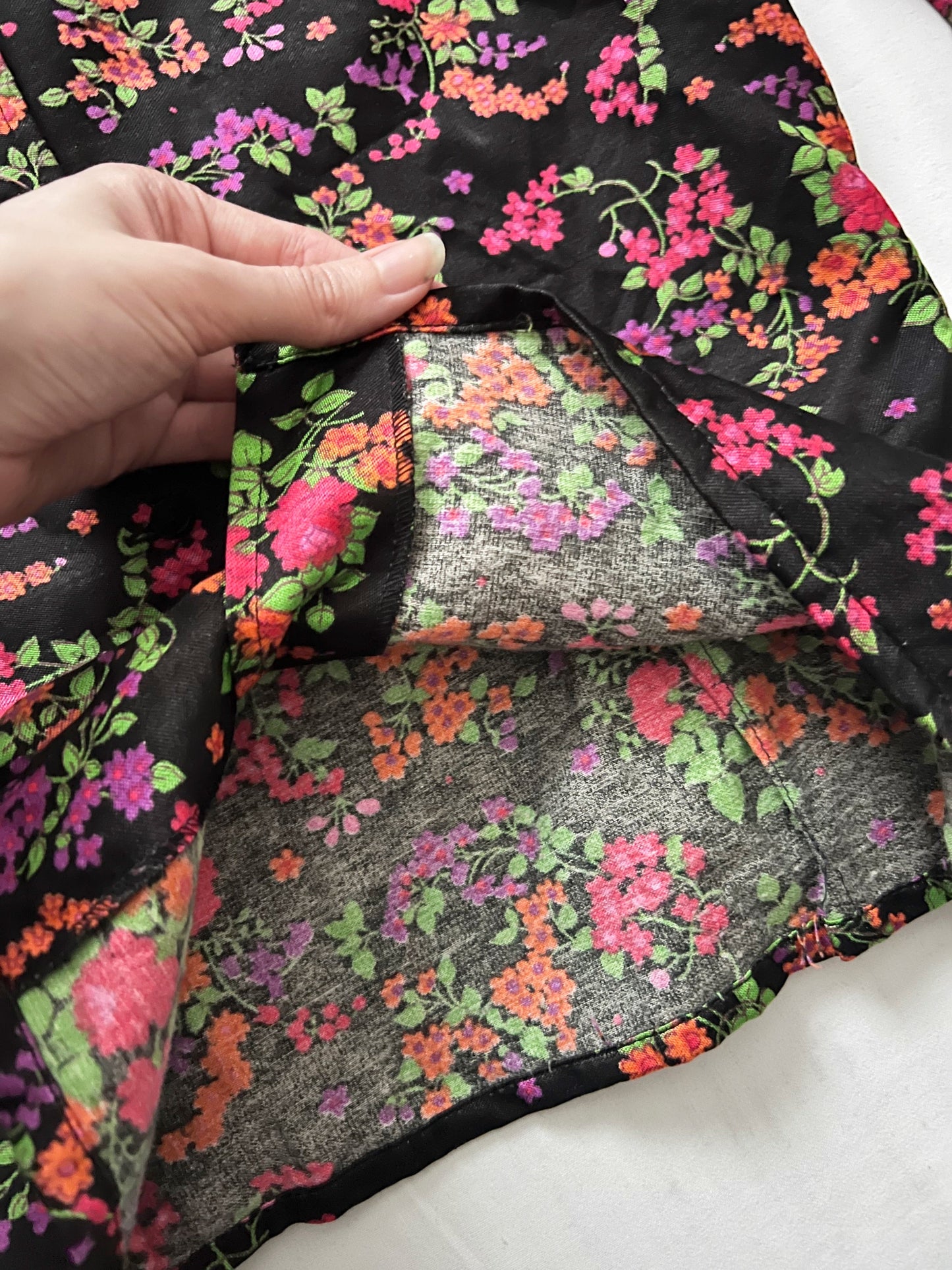 70s pointed collar floral bluse, Size XS-S