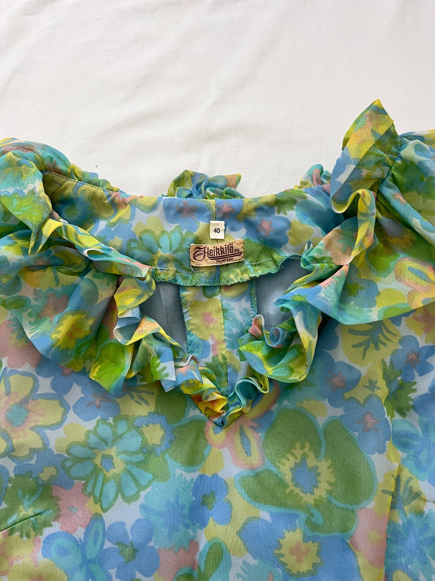 60s floral ruffle dress, Size M-L
